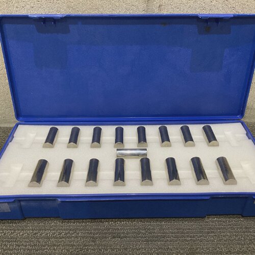 VAN KEUREN .7100.7220  17 PIECE PIN GAUGE SET 333