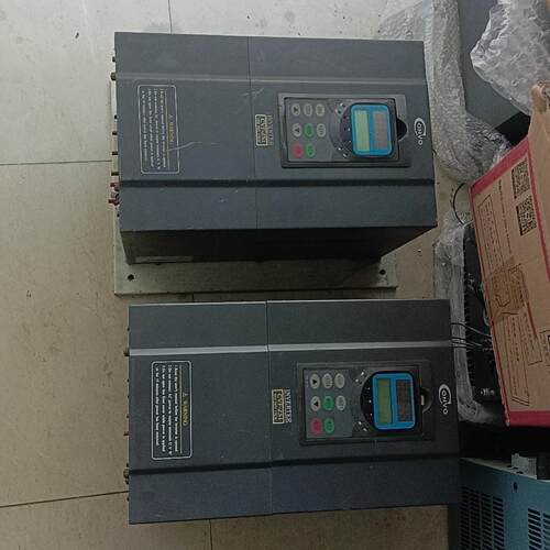 议价议价两台康沃变频器CVF-ZS1 FSCZ021-15K0-3议价