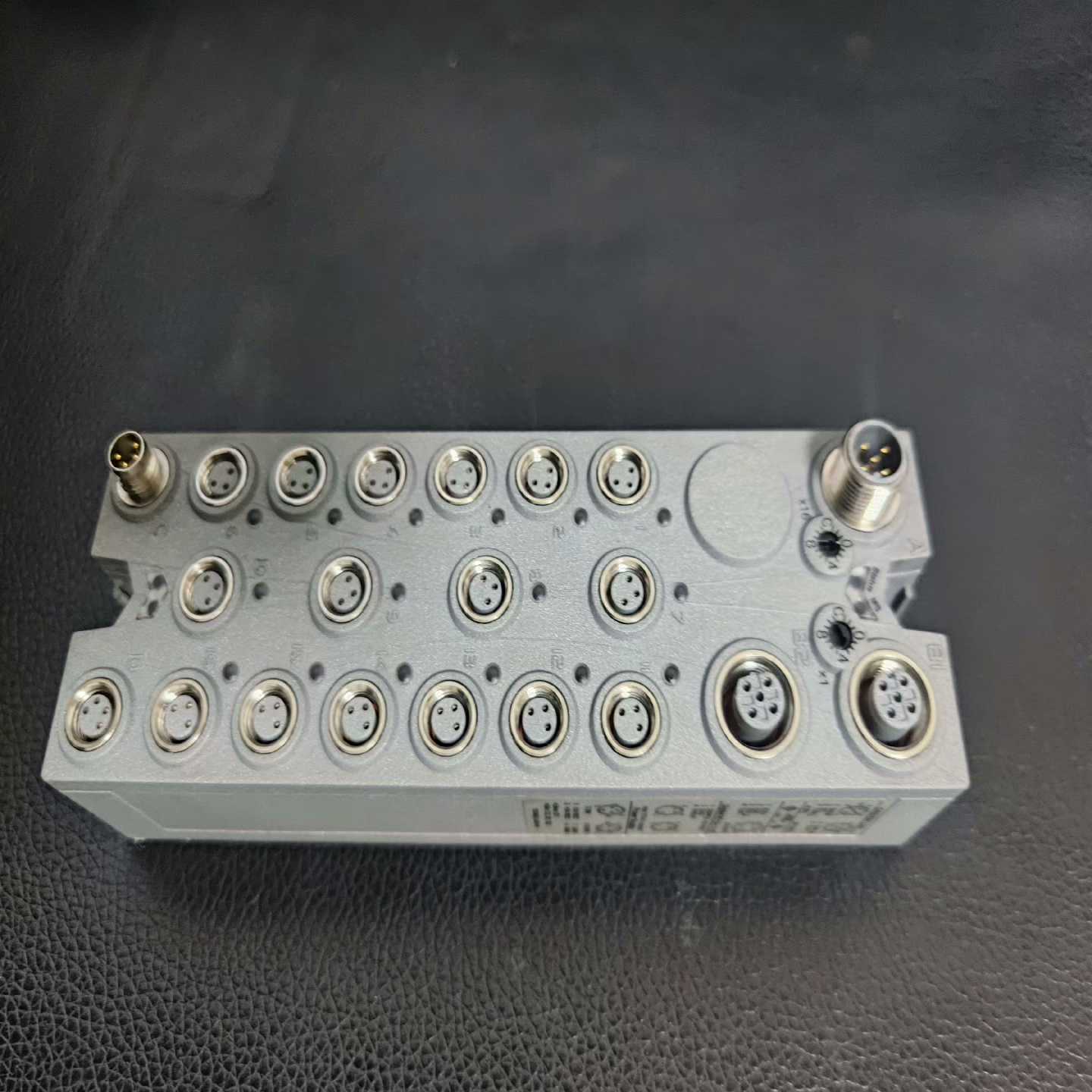 贝加莱X67BC4321-L08-10贝加莱B&R.9成新模