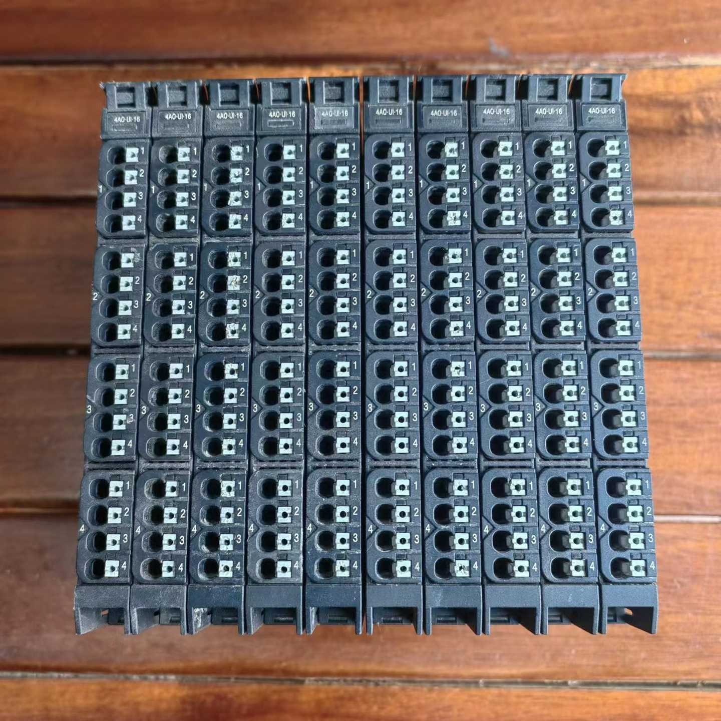 Weidmuller魏德米勒UR20-4AO-UI-询价