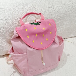 草莓双肩包初中高中女生小学生书包2025新款ins小众大容量不撞款