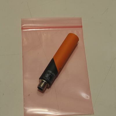 IFM IA5106 IAE3010BPKGUS Inductive Sensor NEW