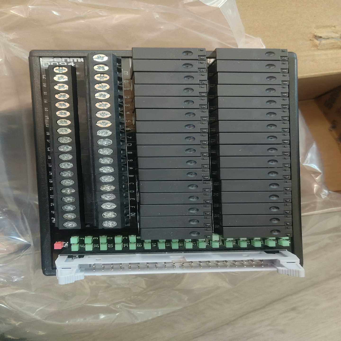 Senmun  32位宏发1C继电器模块~询价