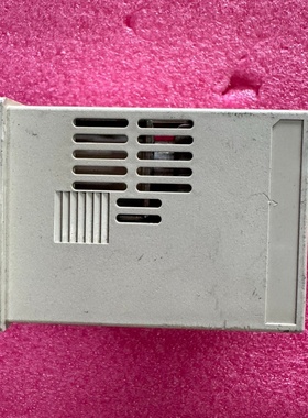 日本MPC9500BBRSW100D0流量控制器拆