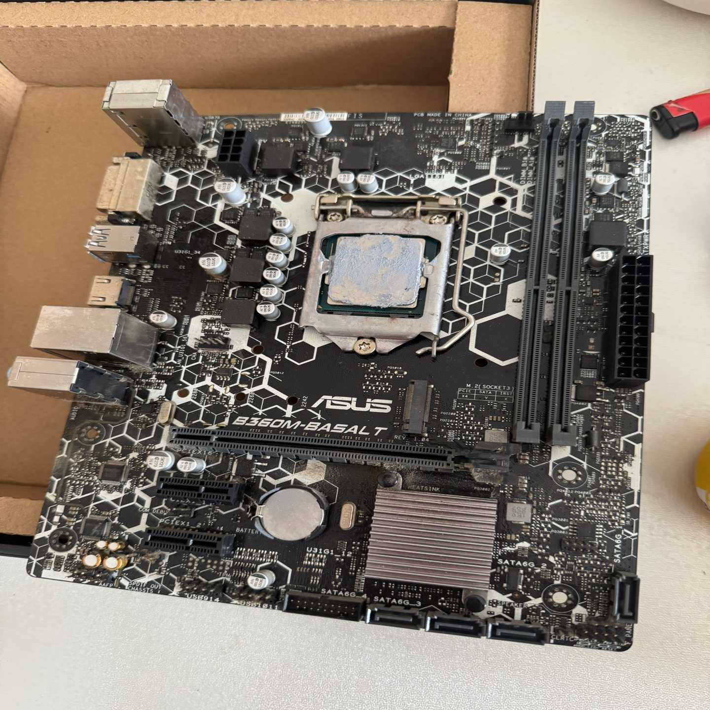 （议价）自，B360M-BASALT主板，带挡板，支持1