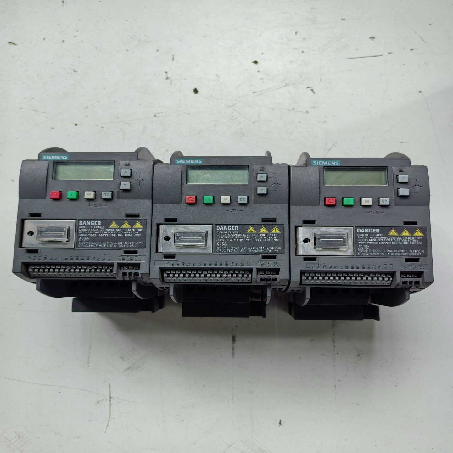 变频器1.5KW6SL3210-5BE21-5UV0询价