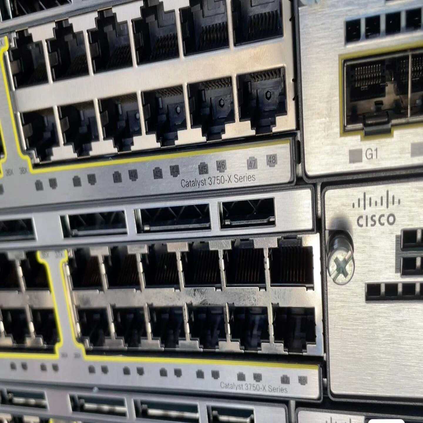 WS-C3750X-48T-L单电，挡板齐全，测试完好。询价