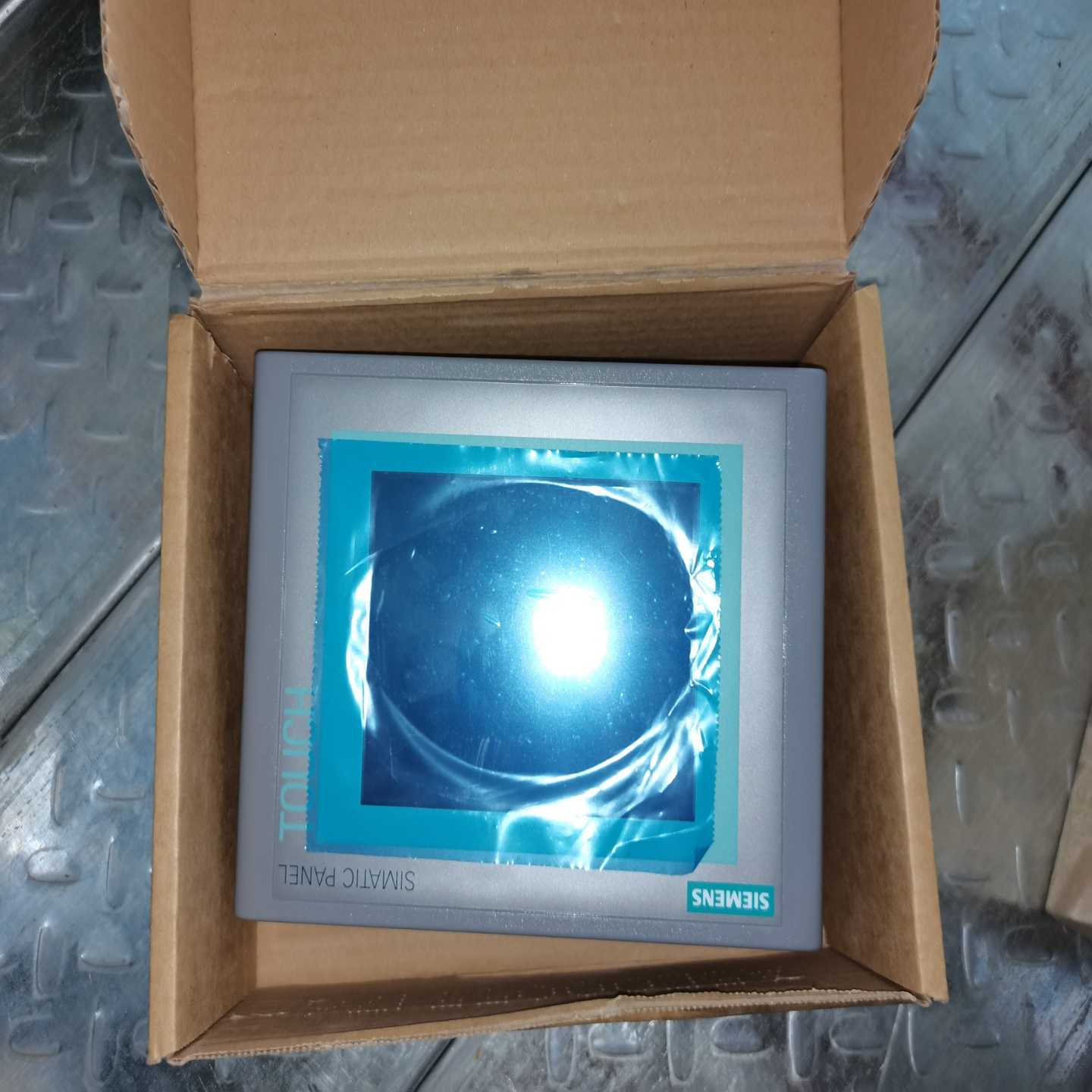 议价西门子触摸屏6AV6643-0AA01-1AX0,c全新库存现货/维修