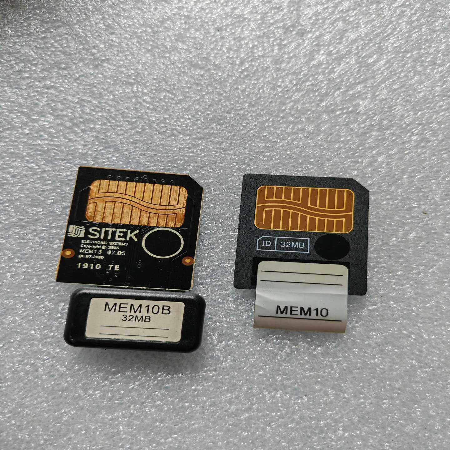 原装UniOP人机界面触摸屏专用内存卡MEM10B/M