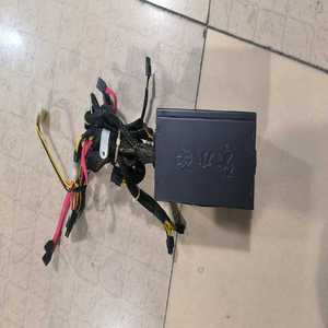 议价大水牛电源金牛800金牌电源，额定功率700Wp，半模组，功现货