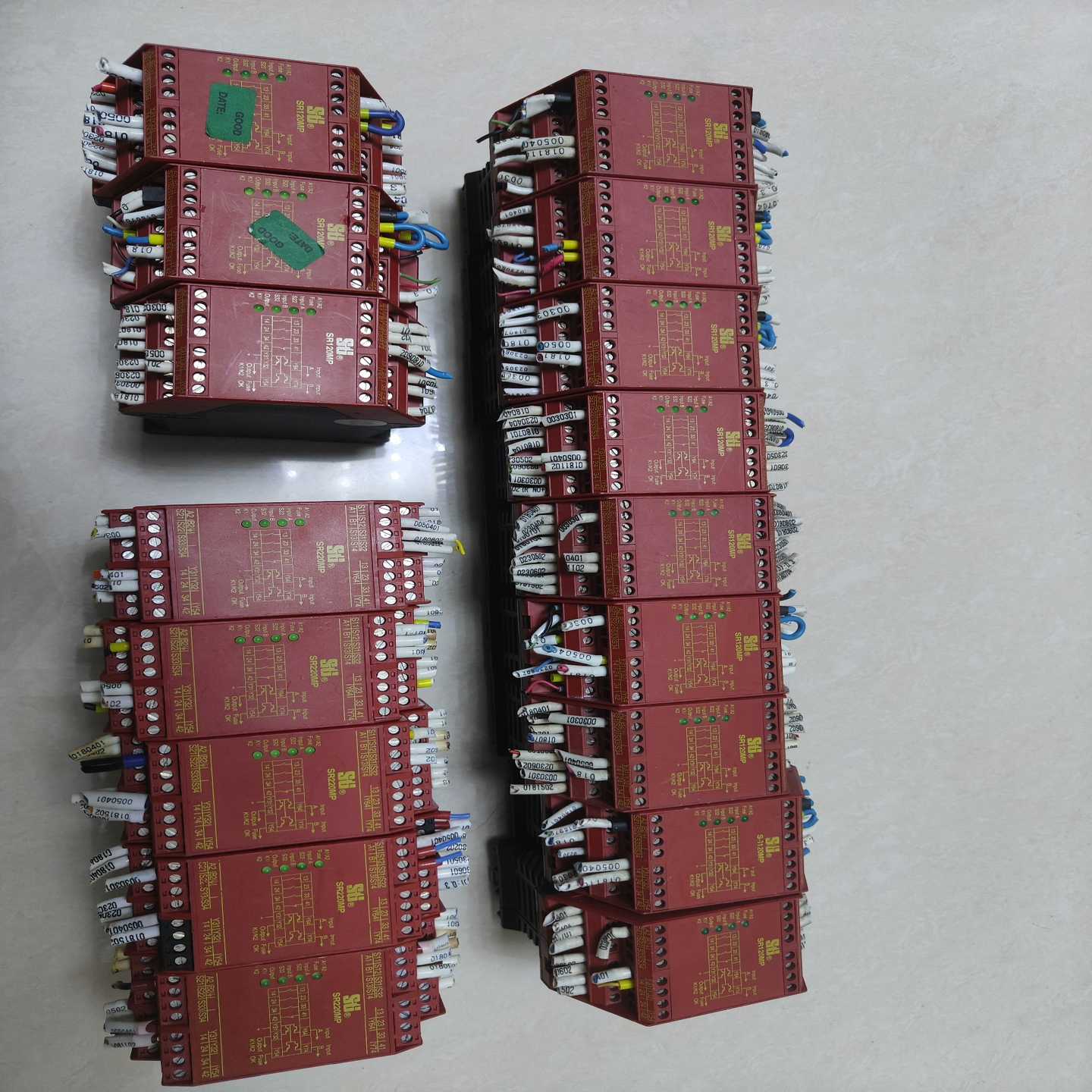 SR120MP01安全继电器ST44510-1201适用