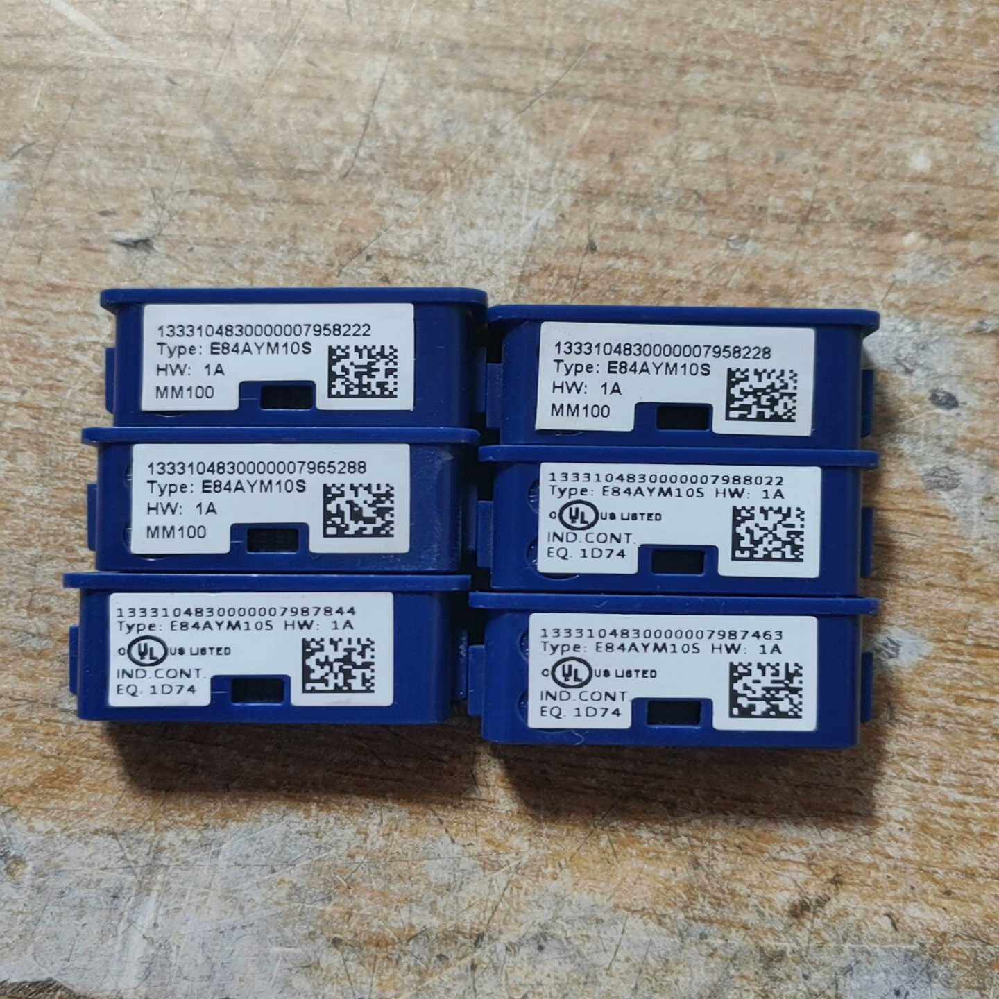 议价E84AYM10S 伦茨变频器储存卡。买多个包好包邮。成色好