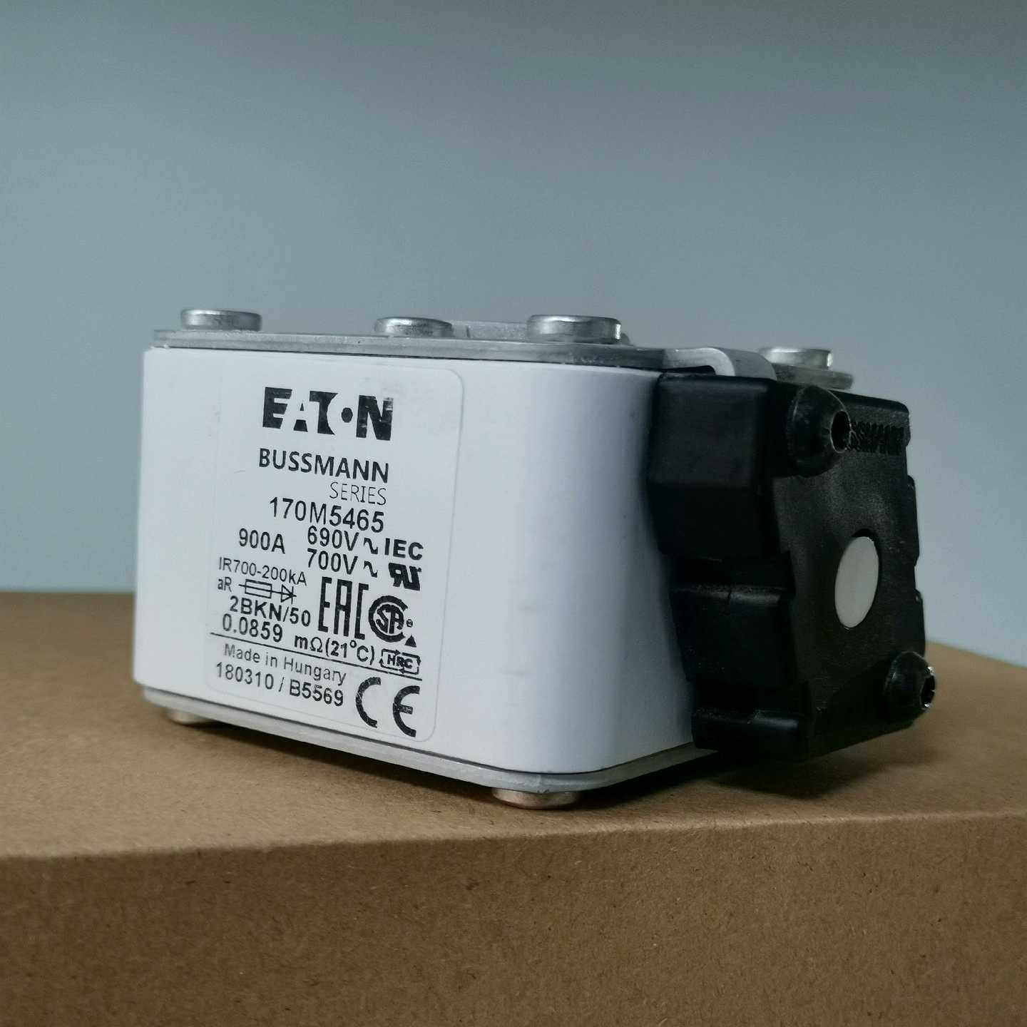 巴斯曼170M5465   690V 900A巴【卡奥电子】