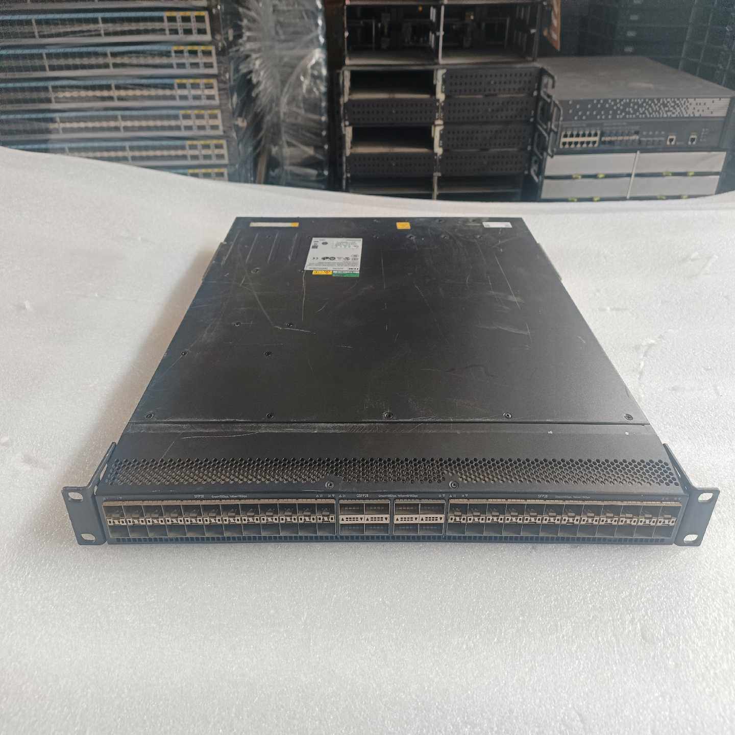 华三/H3C S6820-56HF 24口25G 8口100