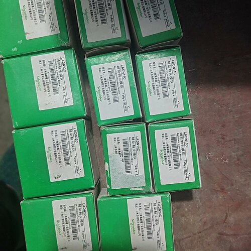 辅助触头模块LADN11C和LADN22C，全新原装，-议价