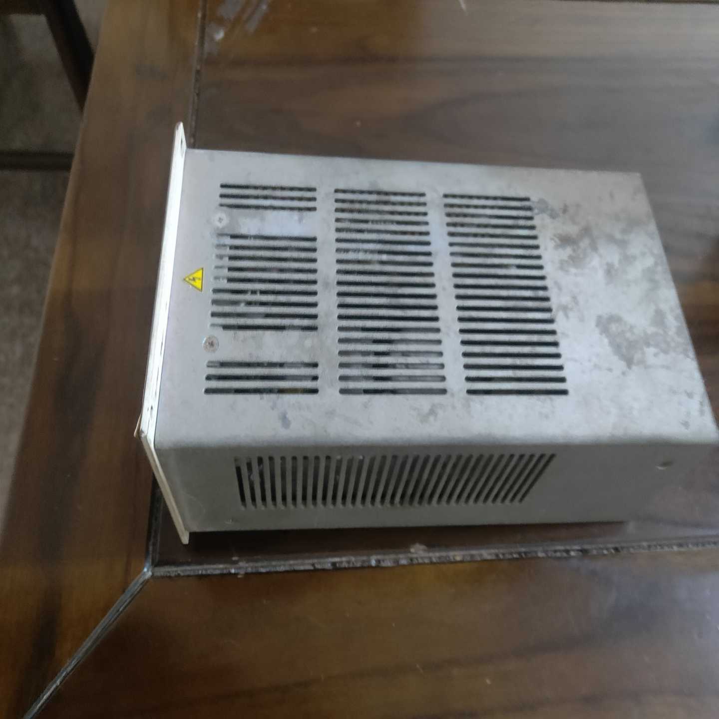 阿尔卡特ACS.2000真空显示器--议价商品