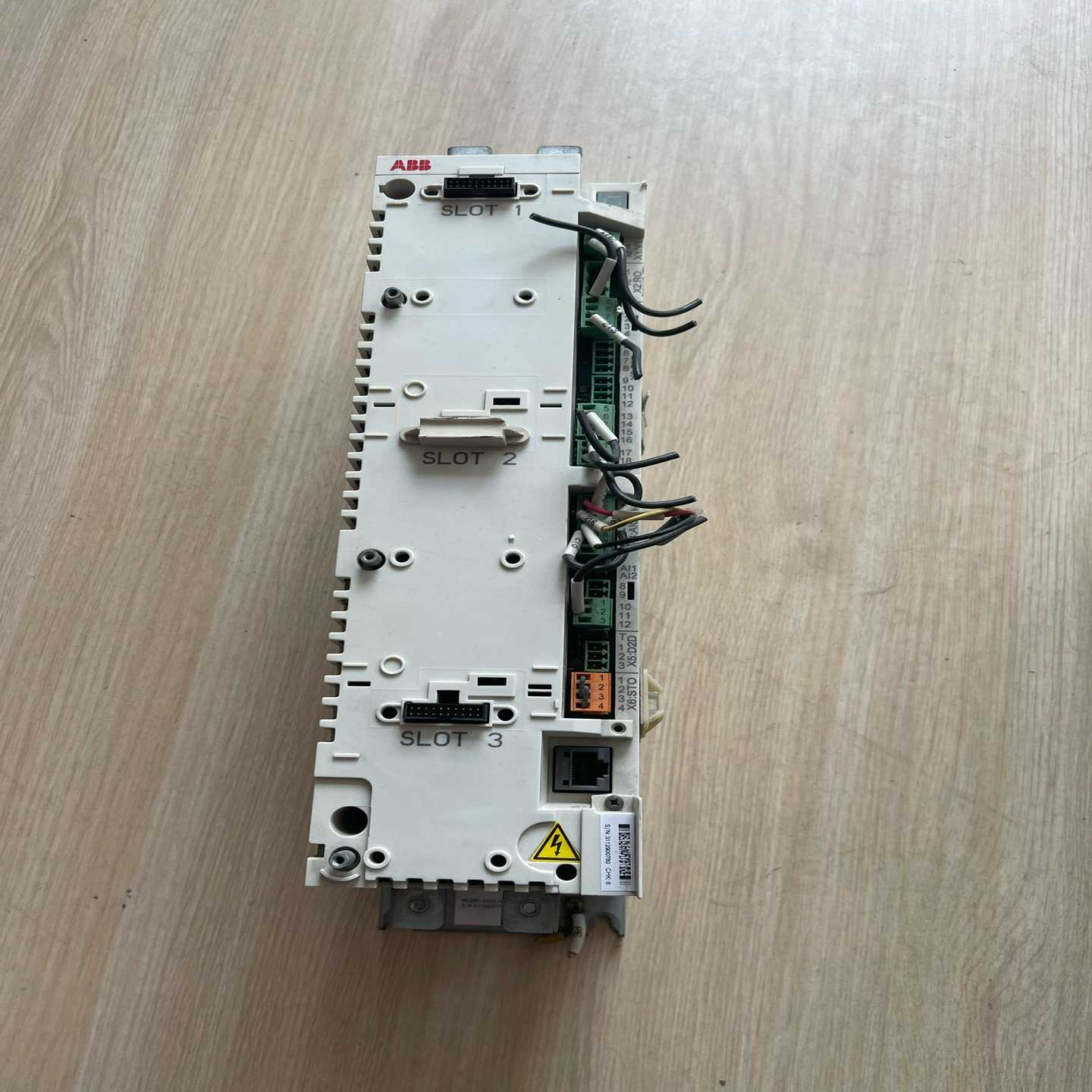 变频器ACSM1-04AS-05A0-4功能询价