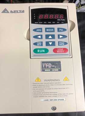 变频器VFD022V23A功率2.2KW电压220V。