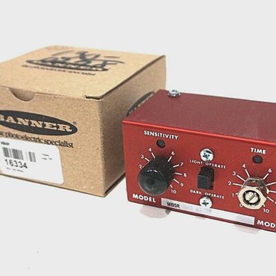 NEW BANNER ENGINEERING MB5R PHOTOELECTRIC AMPLIFIER 16334