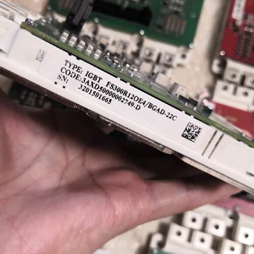 询》FS300R12OE4BGAD22Cfs450r12oe4原装拆机九五新