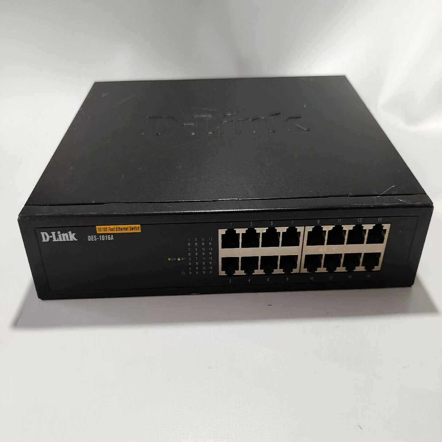 议价D-LinK友讯以太网交换机DES-1016A。实物拍摄，所现货/维修K