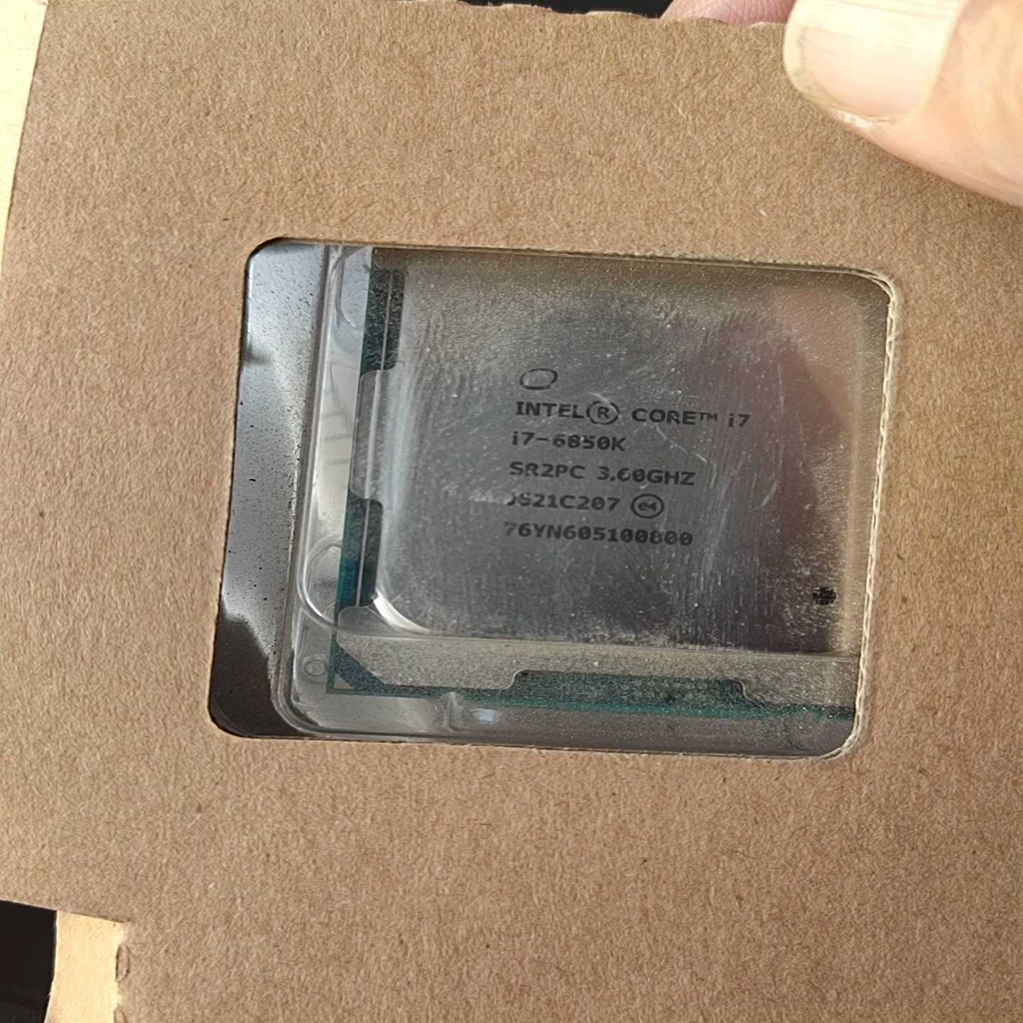 询价~I7-6850KCPU，的带包装