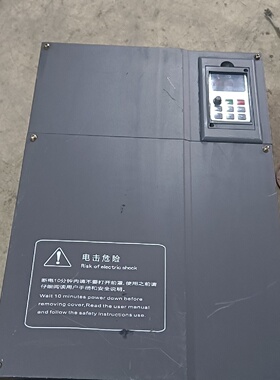 寻“”安达变频器VFDVE4T0370B原装拆机实物图