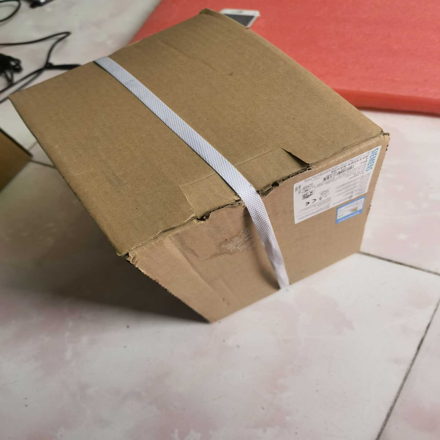 交流接触器3RT5065-6AV36电压380V【询价】