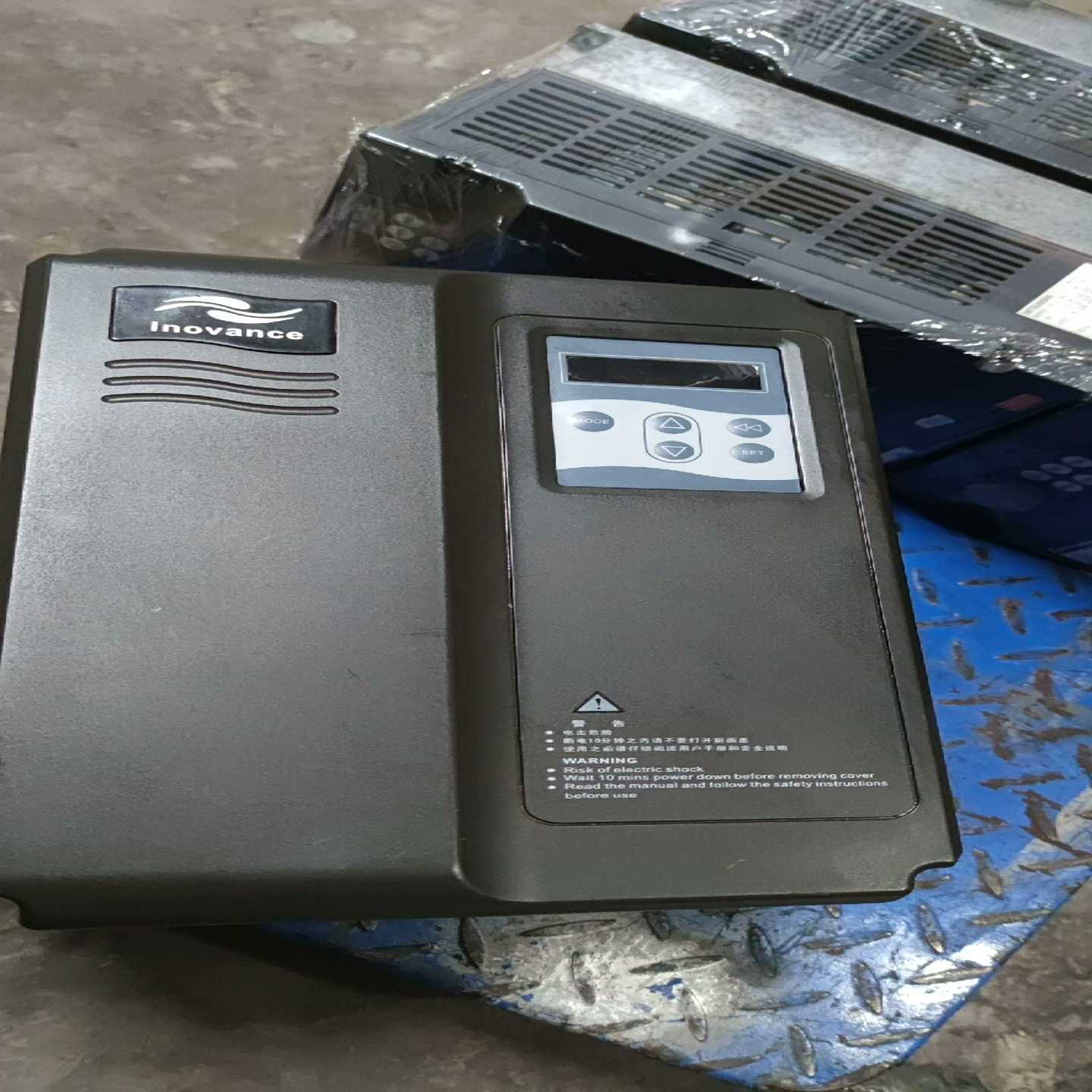 汇川伺服驱动器，IS550AT017I，功能无修询价