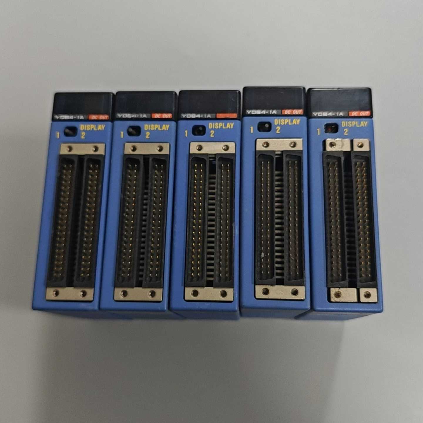 横河PLC模块F3YD64-1ATR输出模块