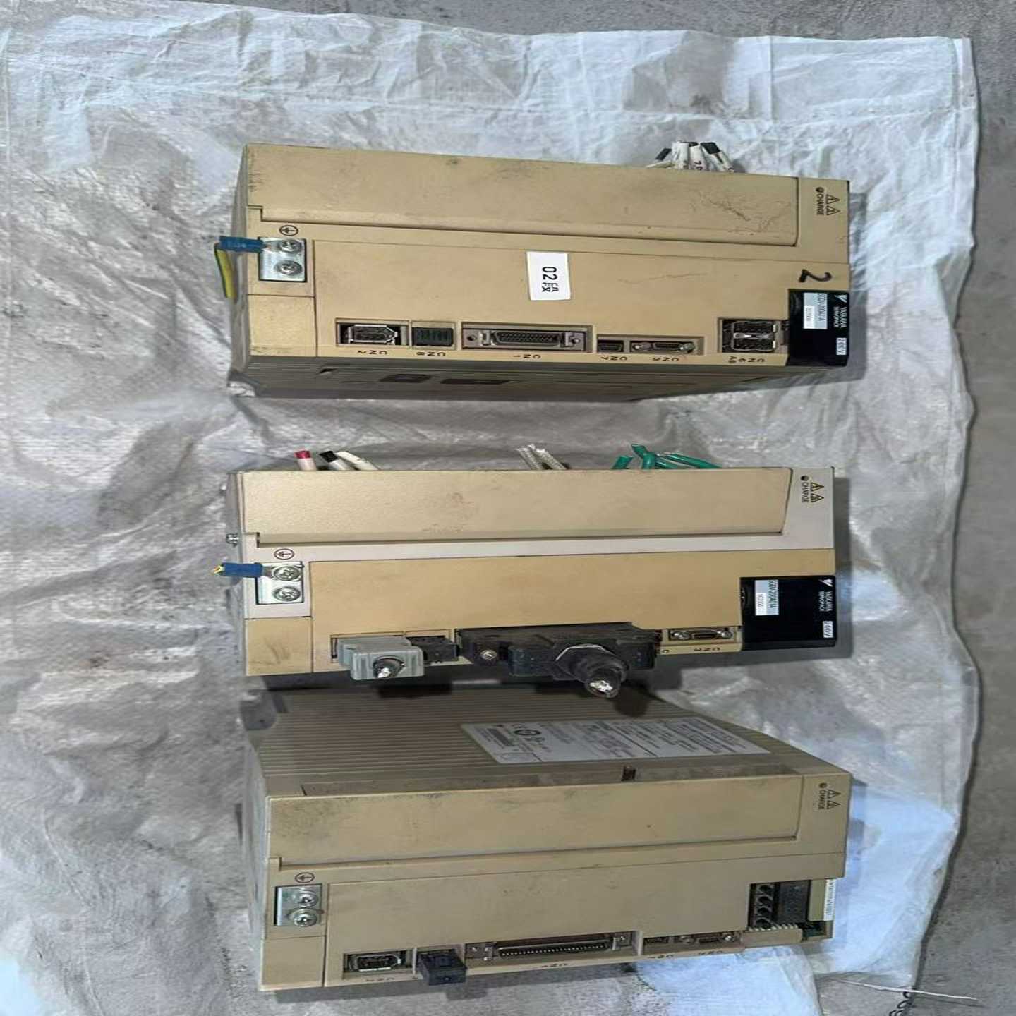 3KW伺服驱动器，SGDV-200A11A002000