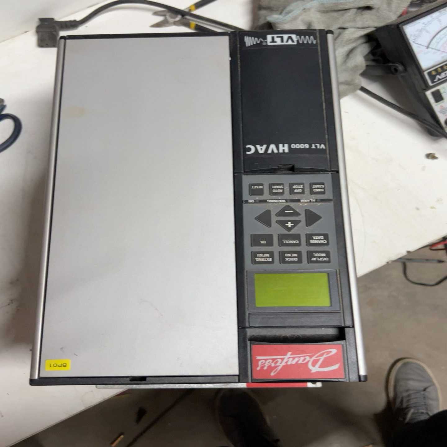 丹佛斯变频器VLT6008HT4C54STR3DLF00A0~询价