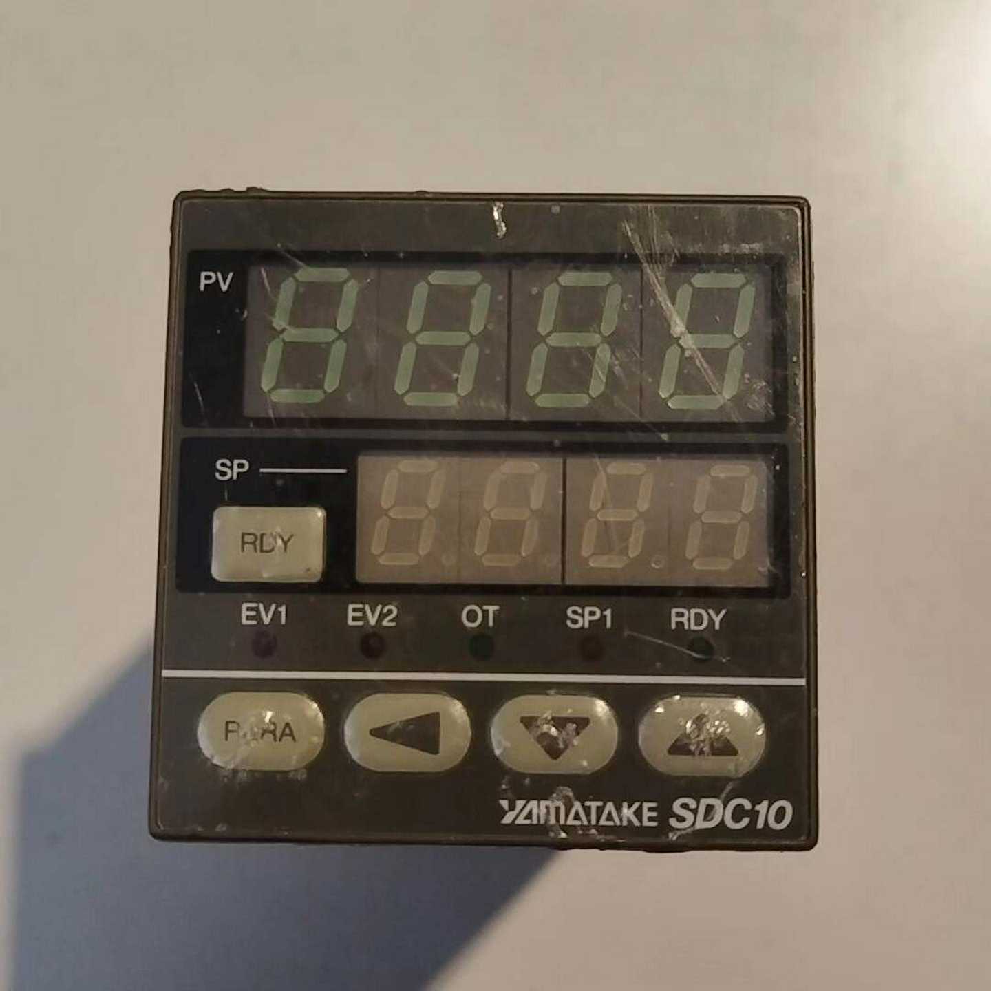 询价日本山武YAMATAKESDC10温控器，型号C10T6D