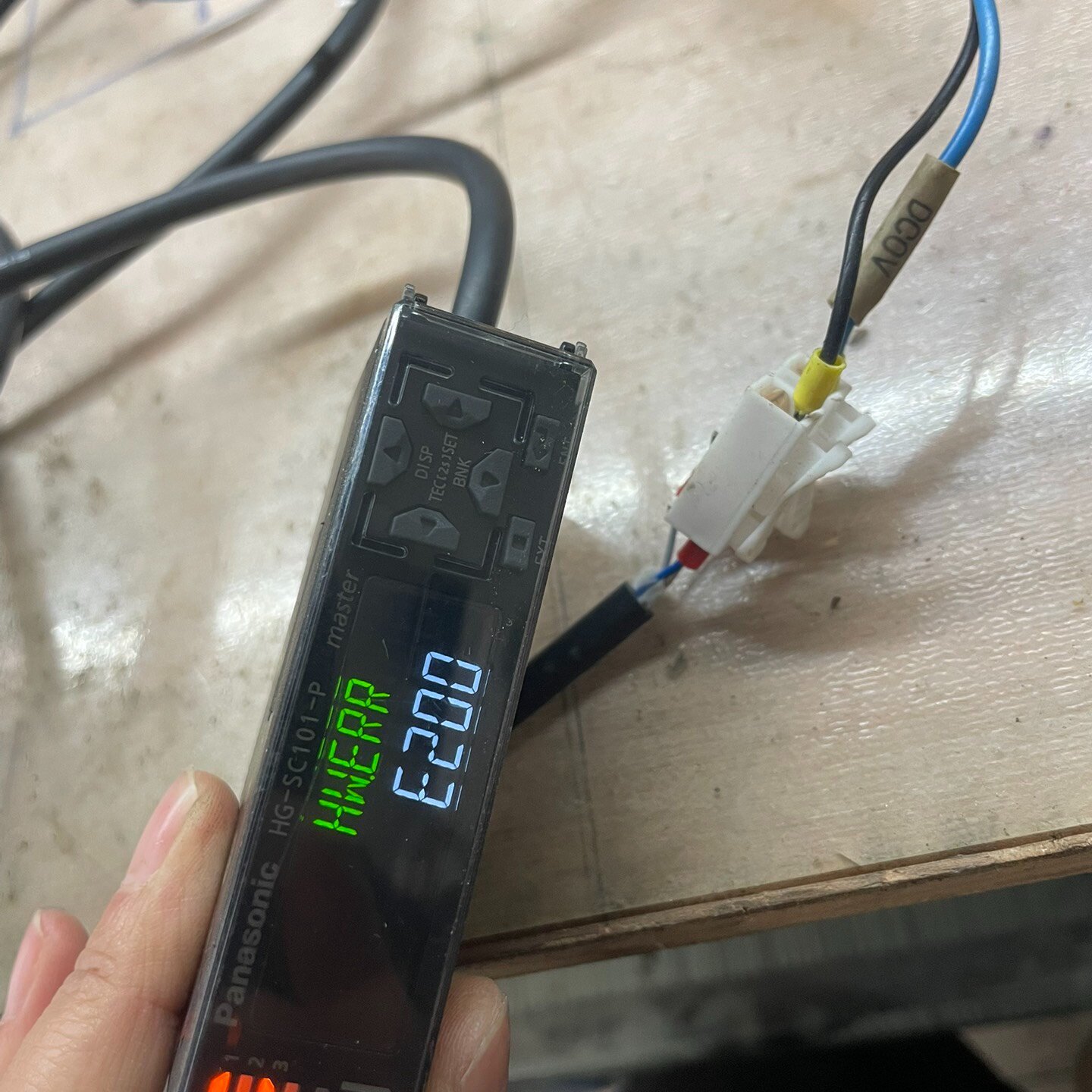 松下位移传感器HGSC101P拆机货图片是实物拍摄的