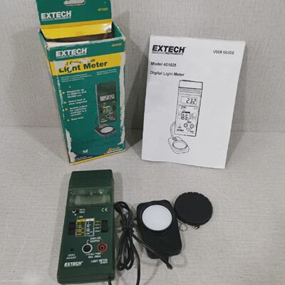 EXTECH Instruments Foot Candle Lux Digital Light Meter 40102