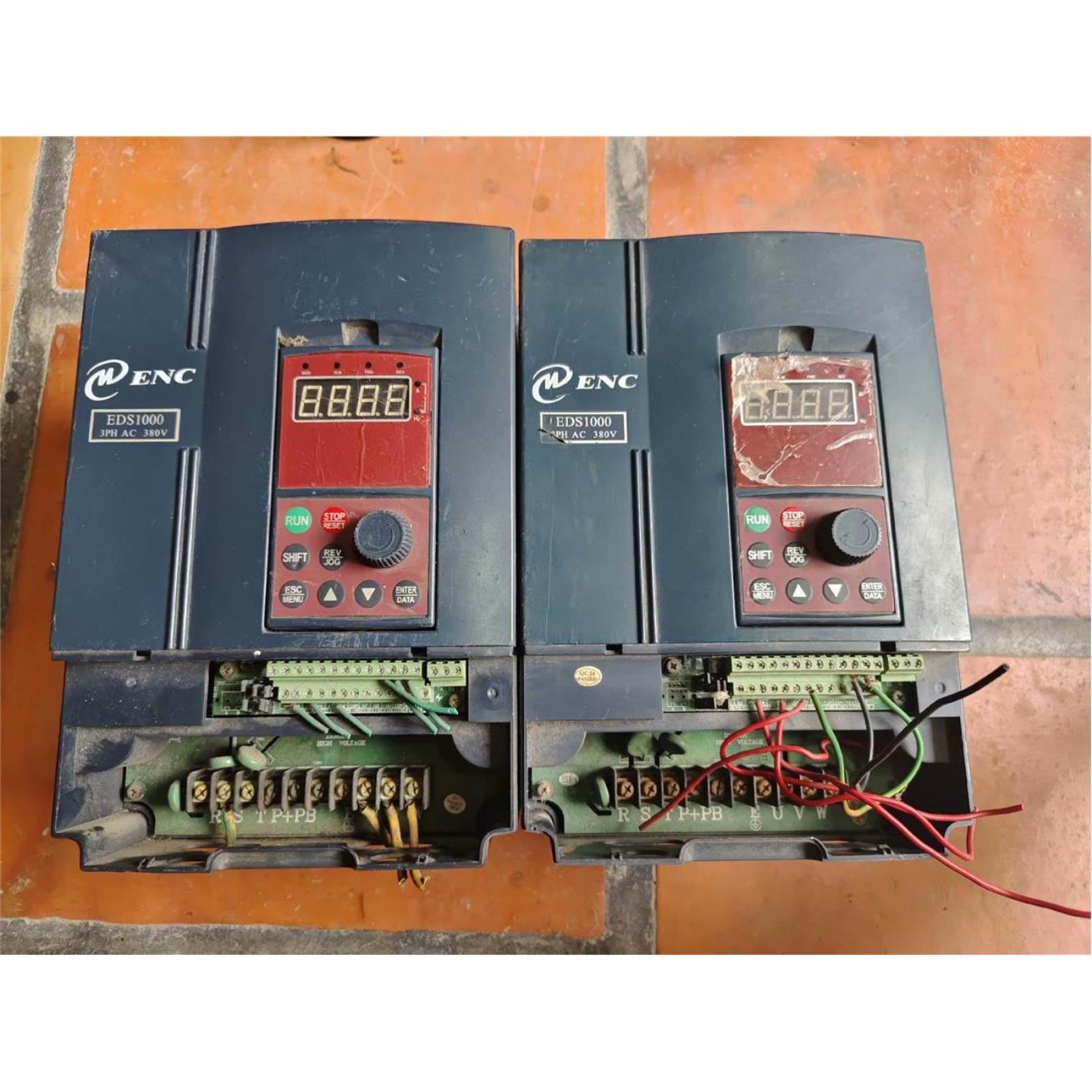 易能变频器EDS1000-4T0055G0075P功率5