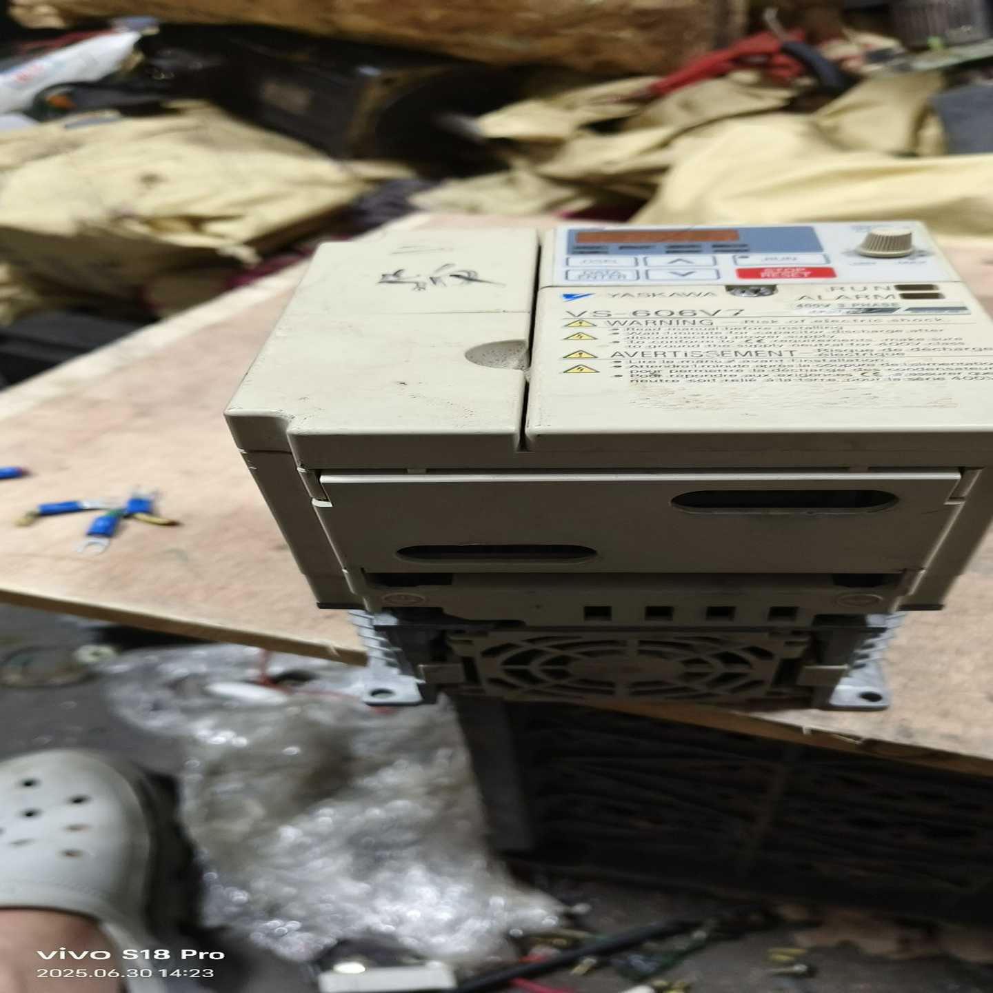 咨询-CIMR-V7AT42P2安川变频器，的，测试，成