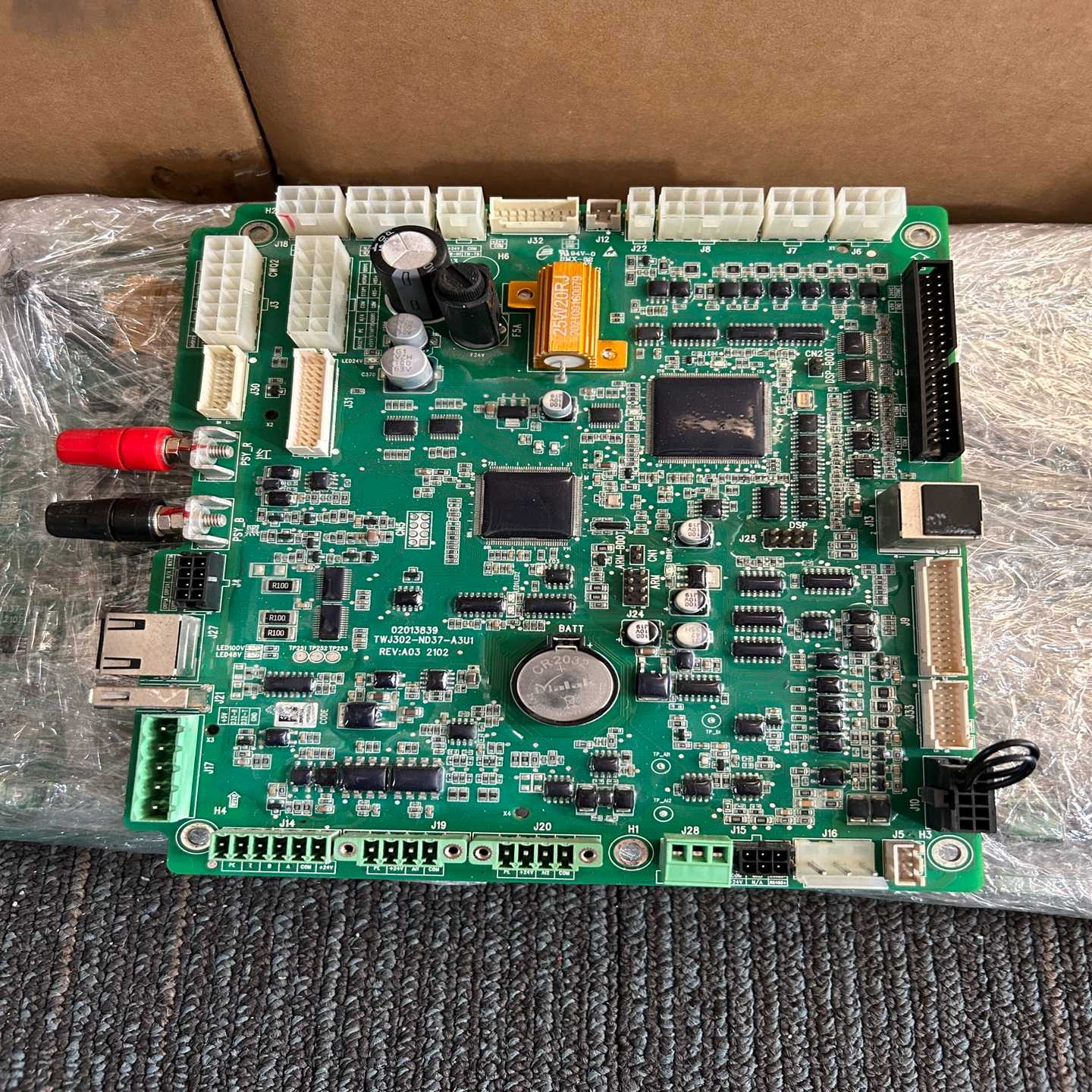 汇川变频器主板TWJ302-ND37-A3U1用议询价