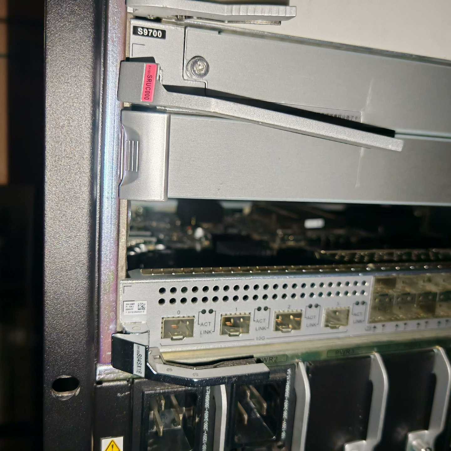 华为直流柜TPD48801B-N22A1全新原包装600*2