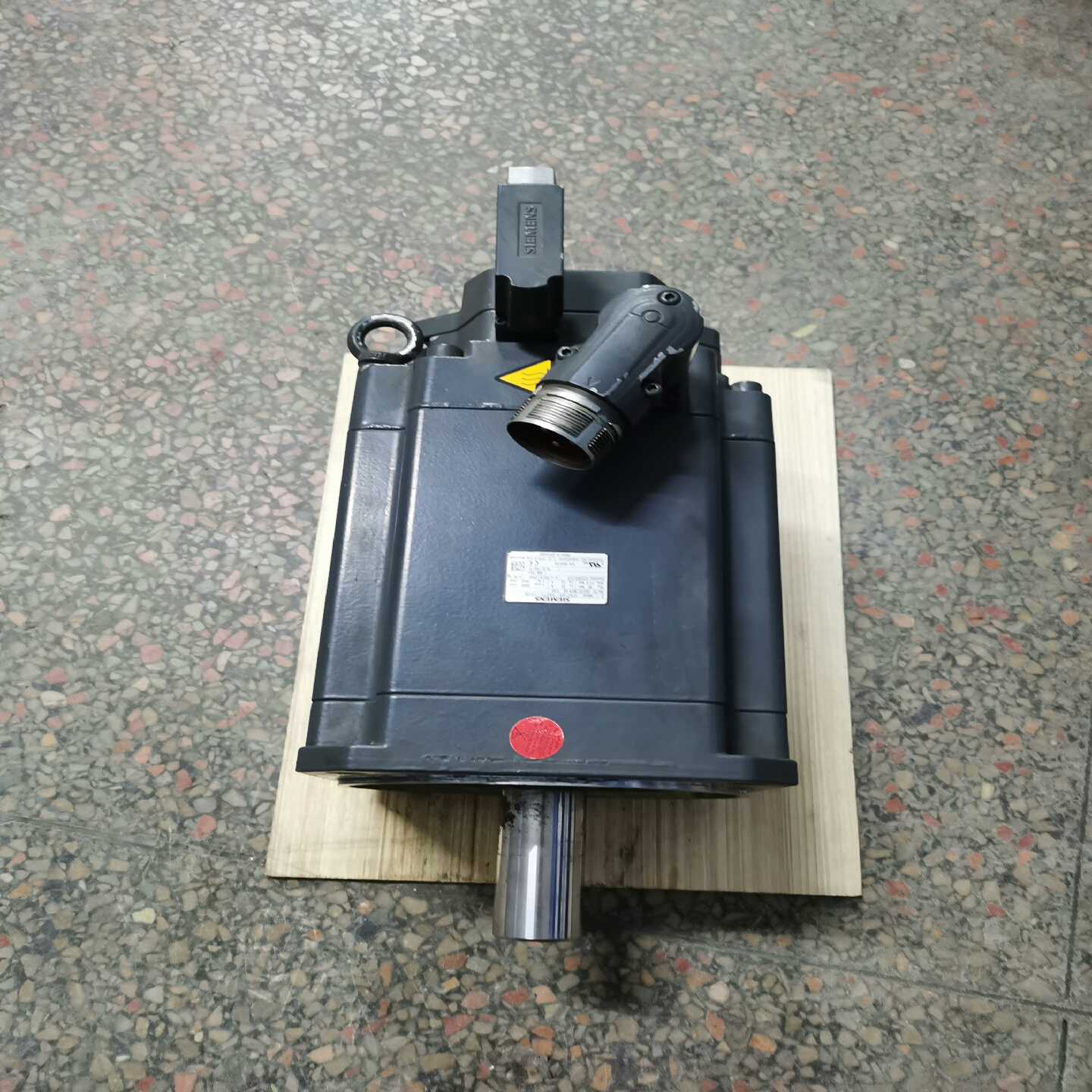 伺服电机1FK7105-5AC71-1DG5，4询价