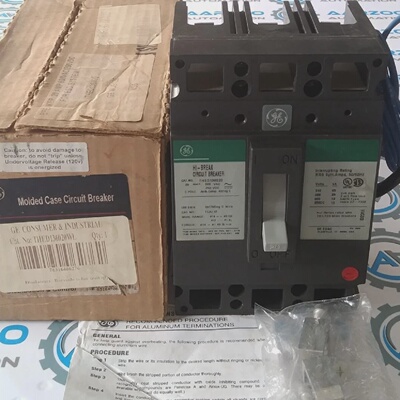 GE General Electric THED136020 20A 3 Ples Disjoncteur  Botie