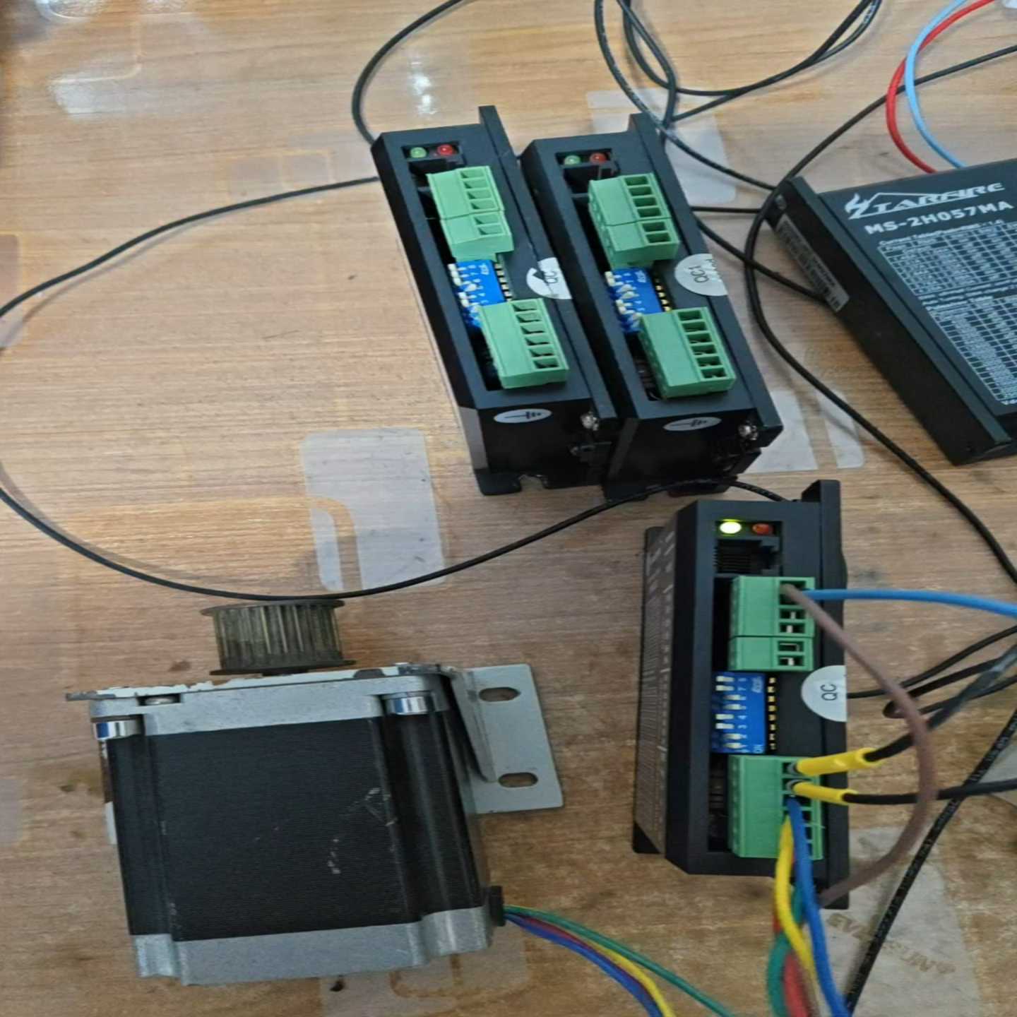 DM432C雷赛步进电机驱动器3台50一个询价