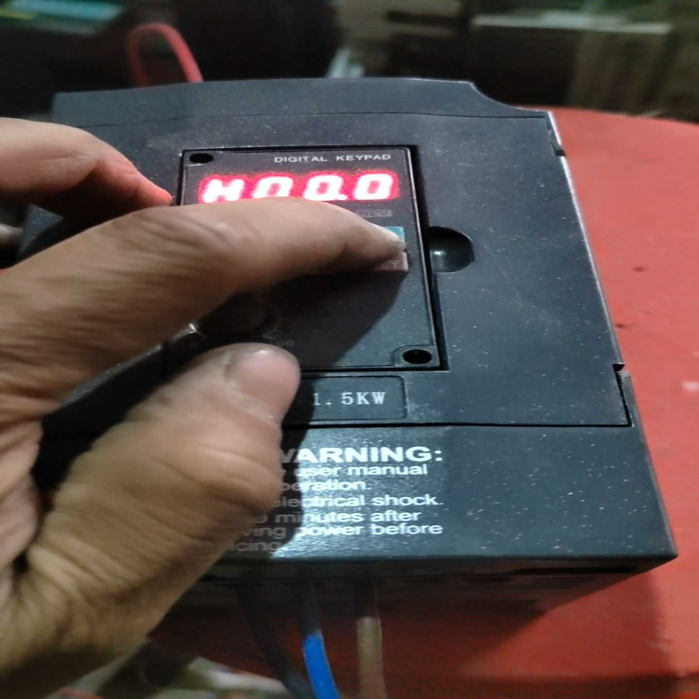 议价拆机众辰O变频器2200015，1.5千瓦，