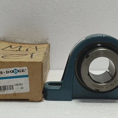 Baldor  Dodge P2BGT107 Pillow Block Ball Bearing Unit  2Bolt