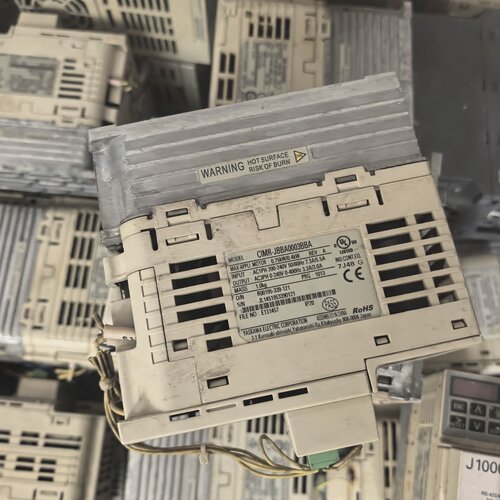 询-安川J1000变频器CIMRJBBA0003BBA0.7