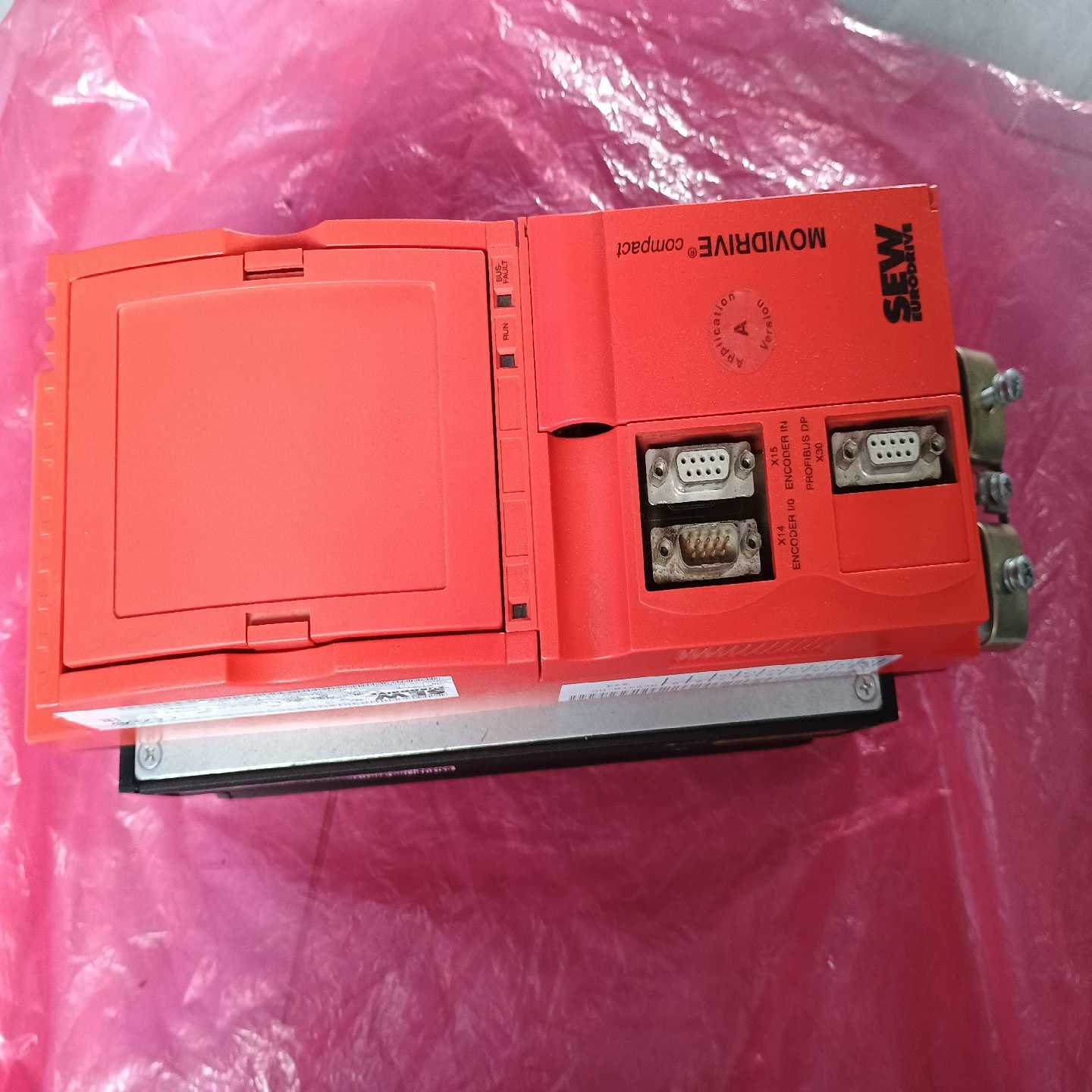 SEW驱动器MCV41A0055-5A3-4-0T实物拍摄,