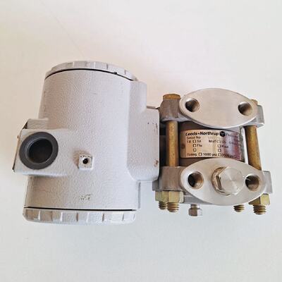 Leeds  Northrup 4301 Pressure Transmitter 4...20mA
