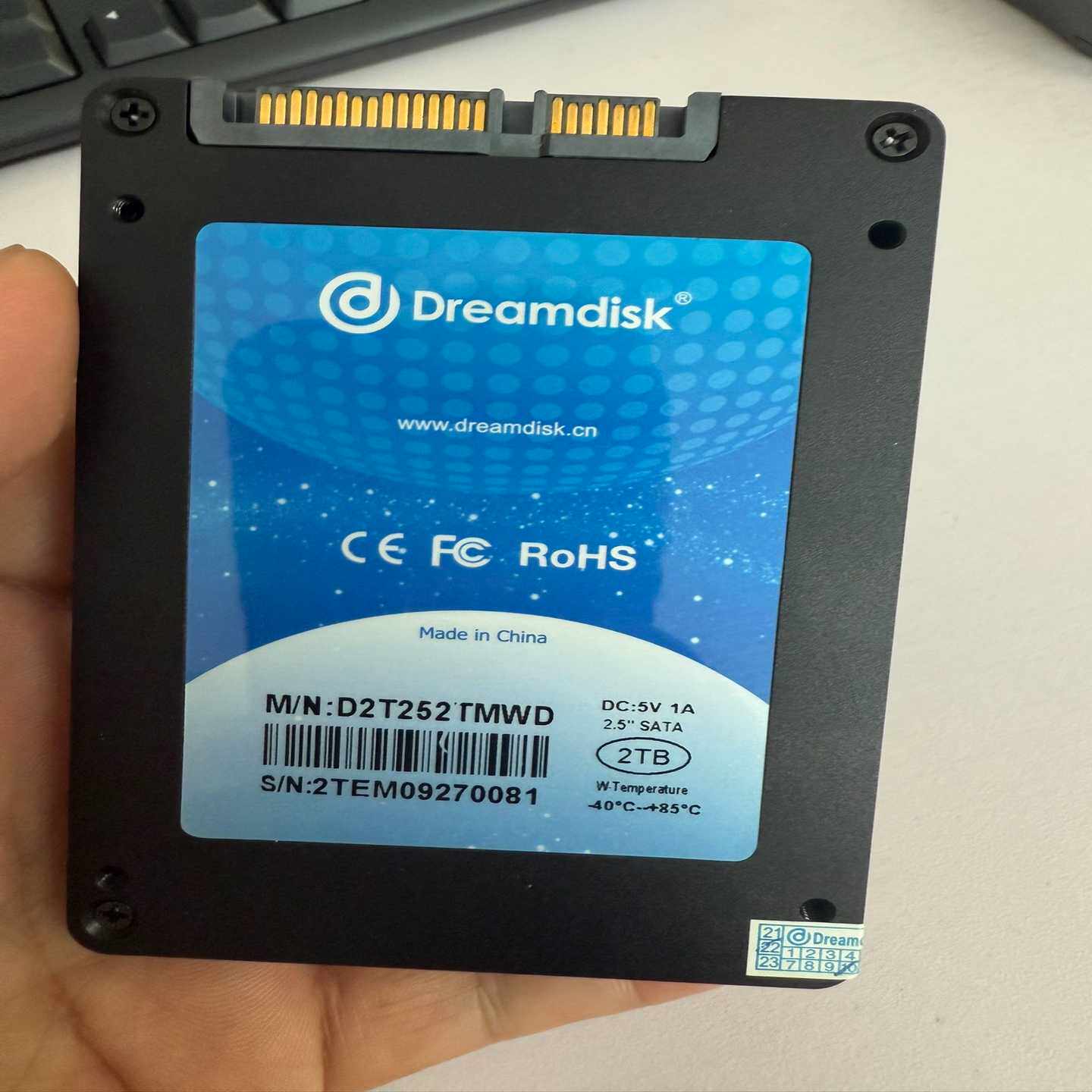 宜鼎1T2TB企业固态2.5寸固态硬盘工业级固态耐高温-议价