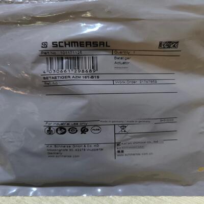 Azm161-B1SSchmail开关闩全新原装正品点