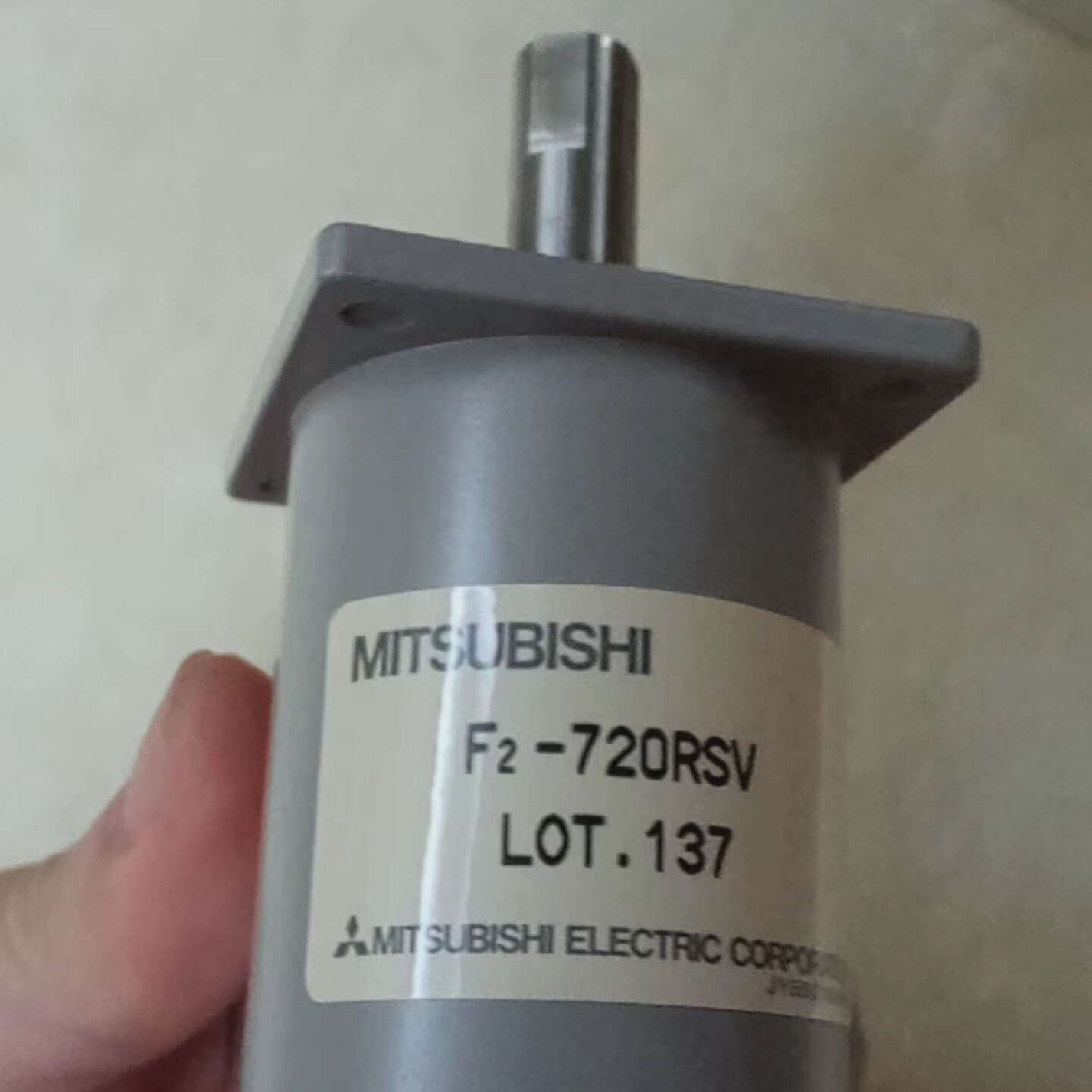 三菱编码器F2-720RSV一套--议价商品